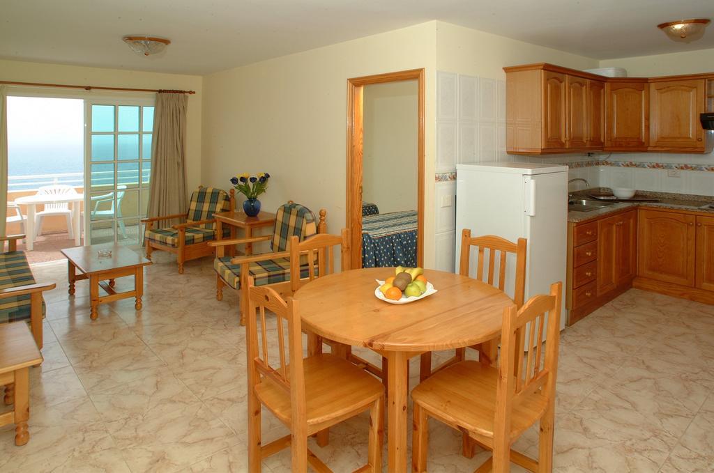Arena Sol Apartment Puerto de Santiago  Room photo